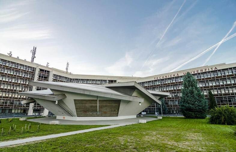 Технический университет в Зволене: современное образовательное учреждение Словакии - 1