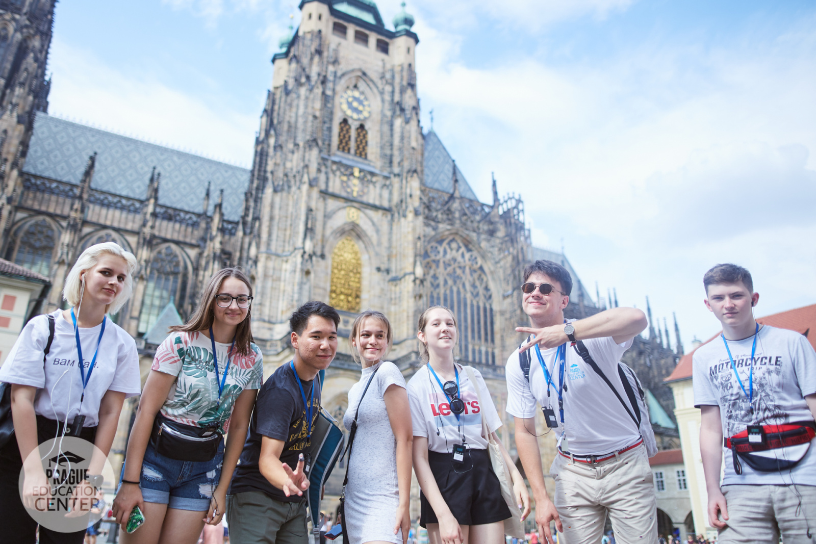 студенты Пражского Образовательного Центра на летних каникулах в Праге