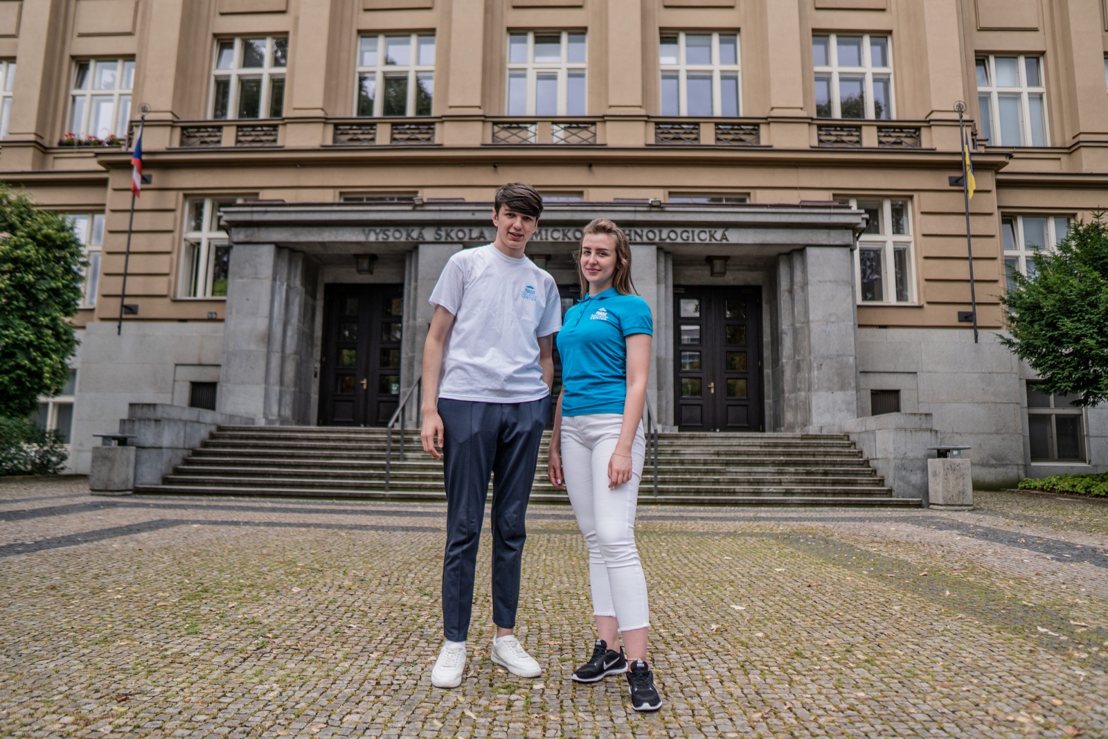 студенты на ознакомительной экскурсии по университетам Чехии