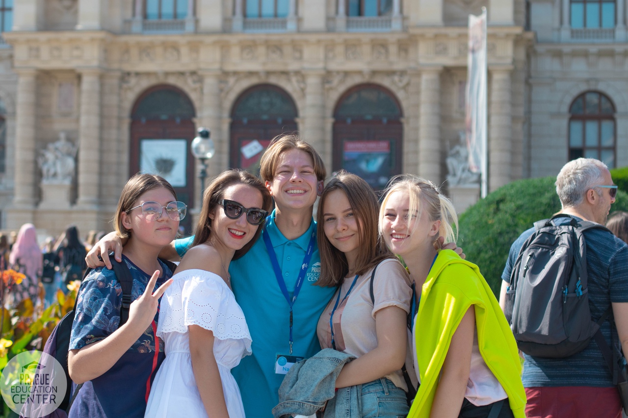Студенты PEC на экскурсии по Австрии