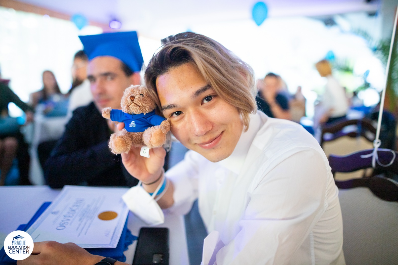 на фото: выпускник годовых подготовительных курсов PEC - фото 2 на фото: выпускник годовых подготовительных курсов PEC