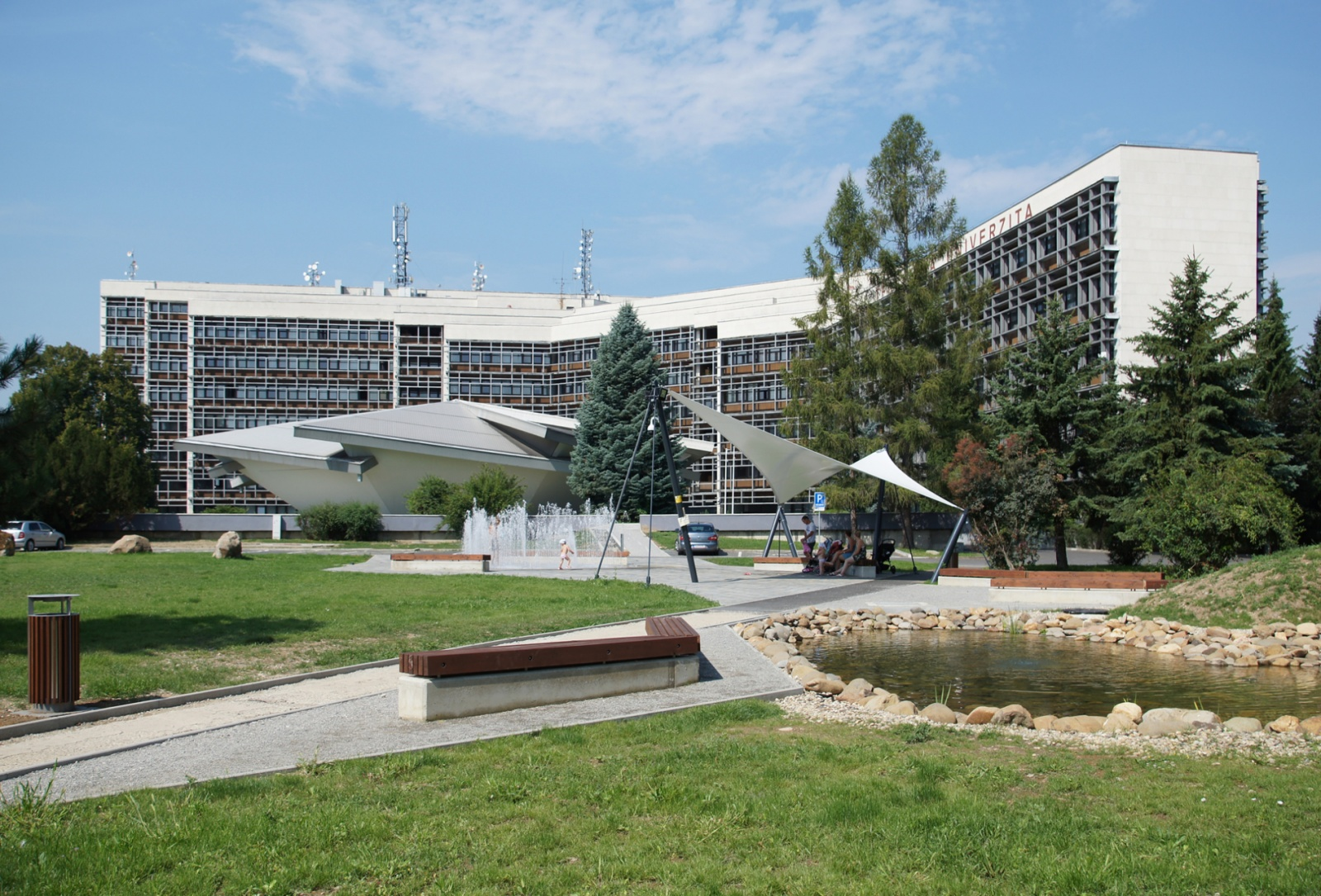 Технический университет в Зволен. 2024