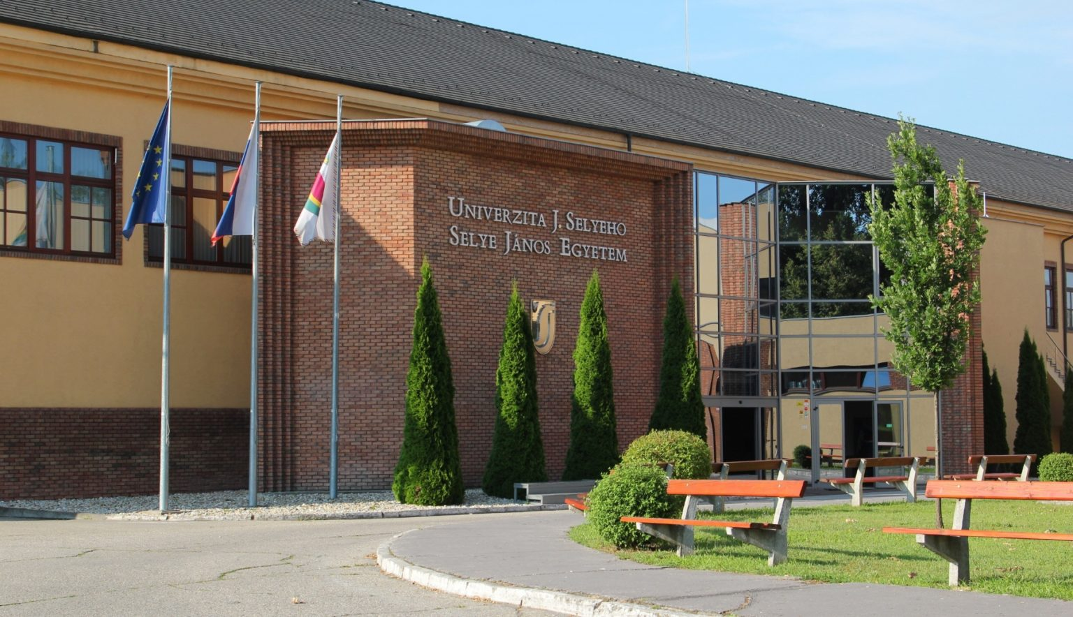 Университет имени Ганса Селье в Комарне. 2024 - фото 18 Университет имени Ганса Селье в Комарне. 2024
