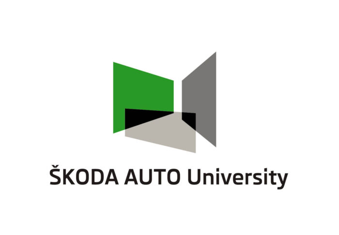 Университет был основан в 2000 году компанией Škoda Auto для подготовки высококвалифицированных кадров в области экономики и менеджмента автотранспорта