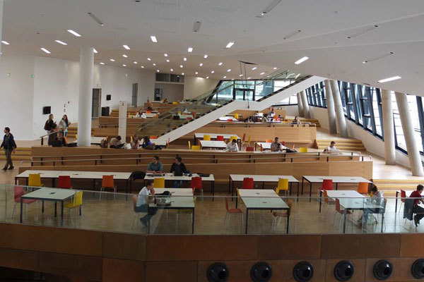 Мекка экономического высшего образования в Австрии  - Wirtschaftsuniversität Wien